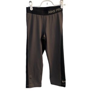 Nike Pro Gray Capris Sz S